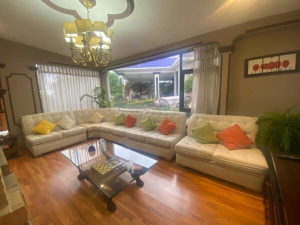 Venta hermosa casa en Arboledas | $6,870,000 mxn - Image 29