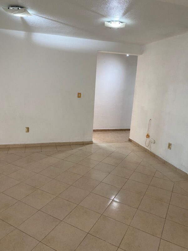 Venta de Departamento en Tlalnepantla Col. Azteca | $ 2,100,000 mxn - Image 4